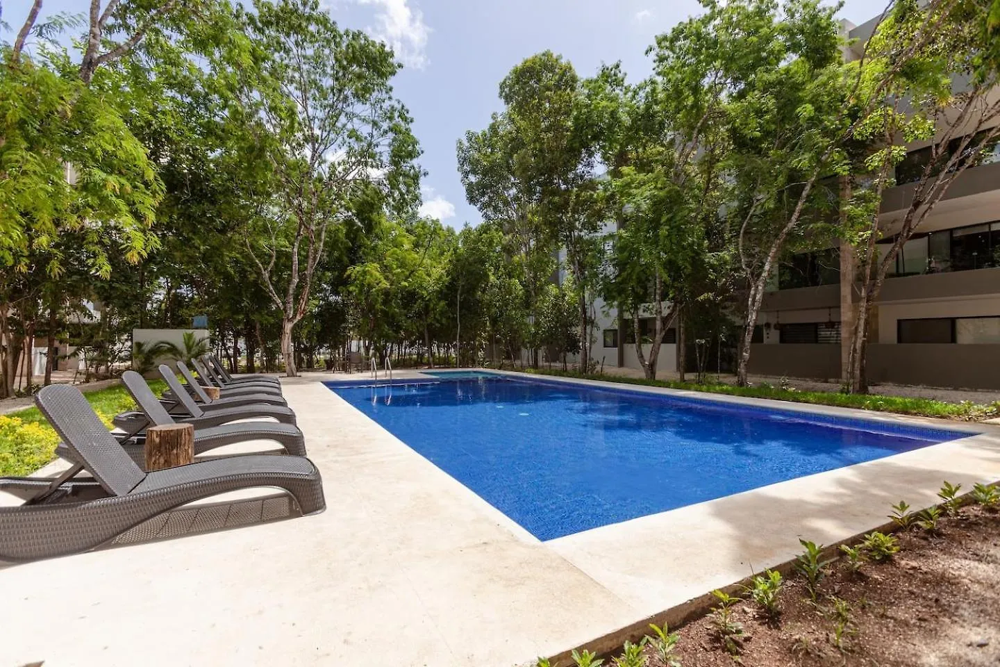 Rayodesol Condo Gated, 10Min To Beach,Gym,6Pools 普拉亚卡门 度假居