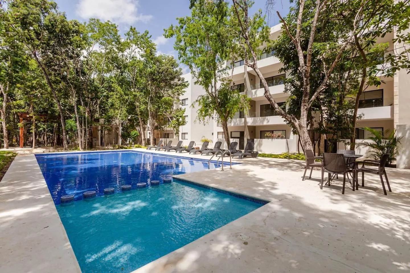 度假居 Rayodesol Condo Gated, 10Min To Beach,Gym,6Pools 普拉亚卡门